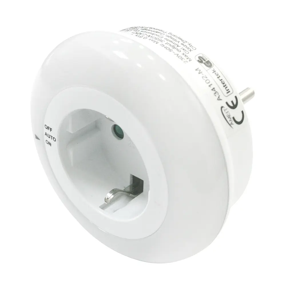 60.248, Luz de noche con sensor crepuscular, enchufable a 220V